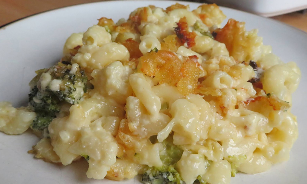 Cauliflower Hot Mac ''N'' Cheese